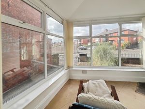 Sun room- click for photo gallery